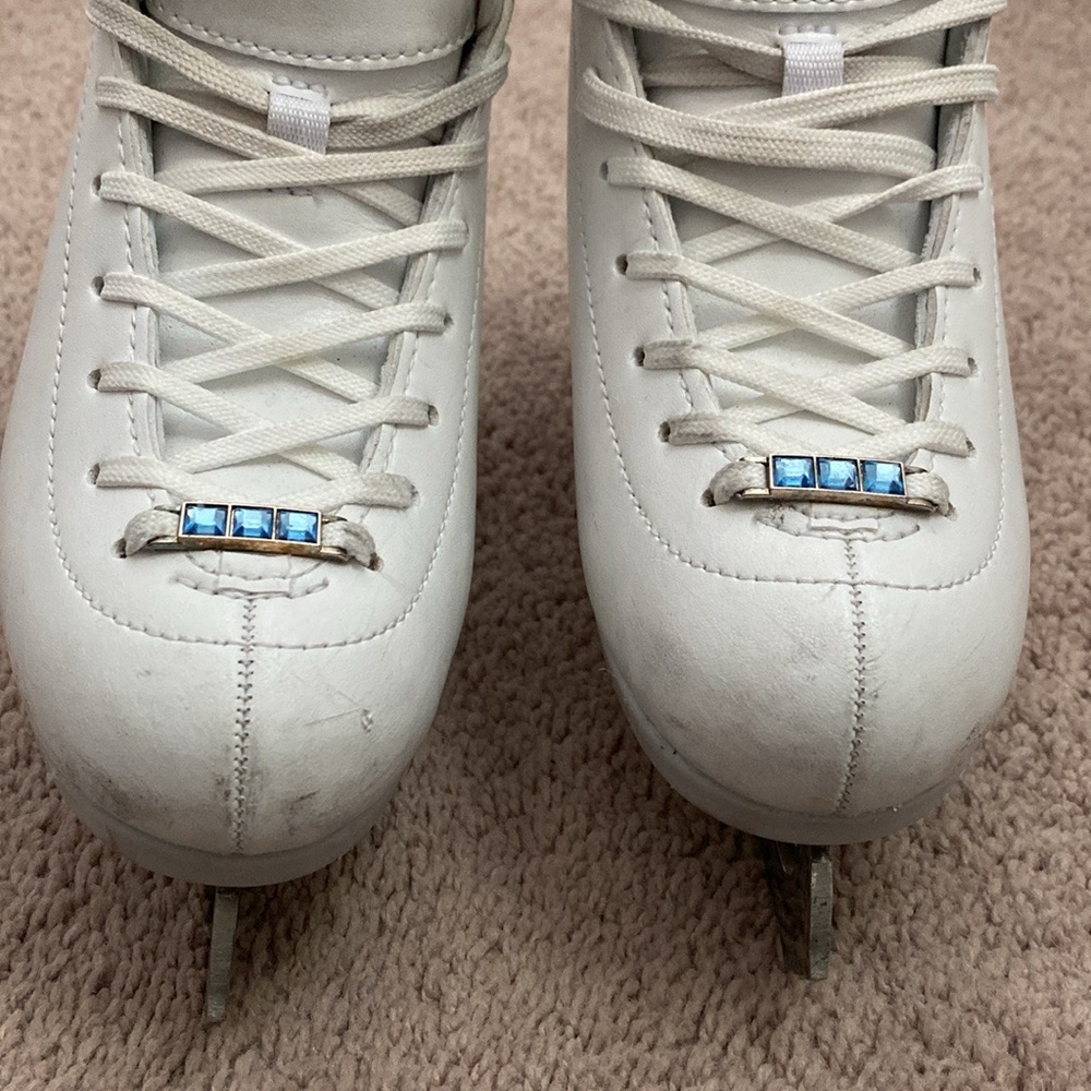 Riedell Topaz Girls Figure Skates Size J2 - Picture 3 of 15